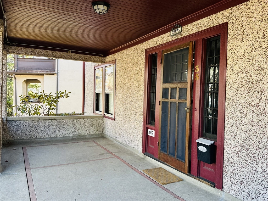 35 Spruceland Ave.