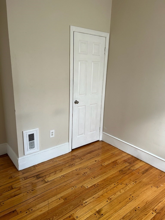 1845 Dorchester Ave 3