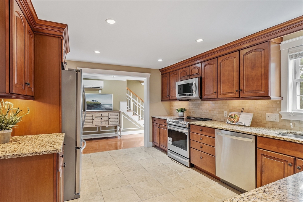 7 Campbell Rd