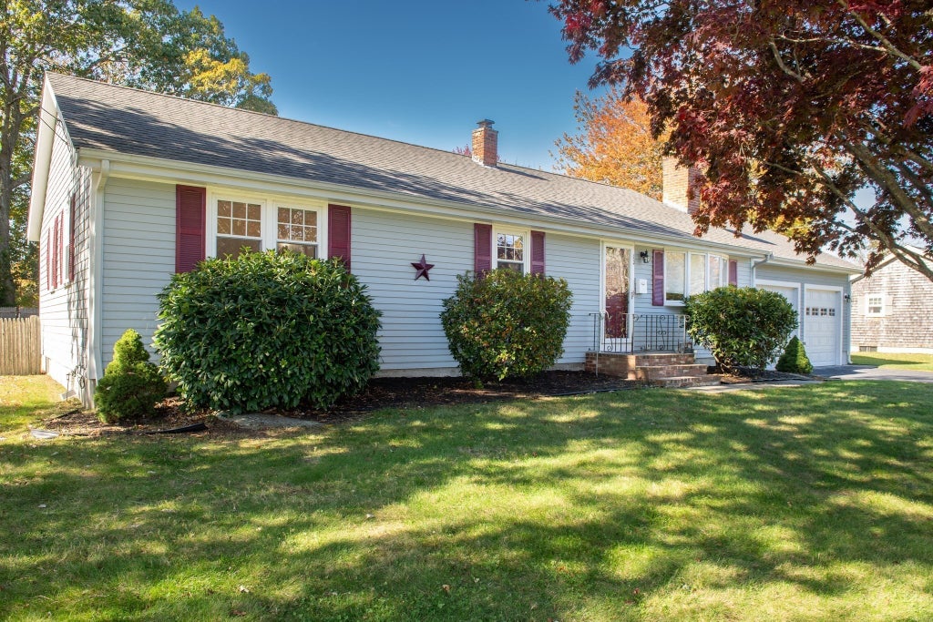 Photo of 10 Brook Dr, Fairhaven, MA 02719 (MLS # 73595043)