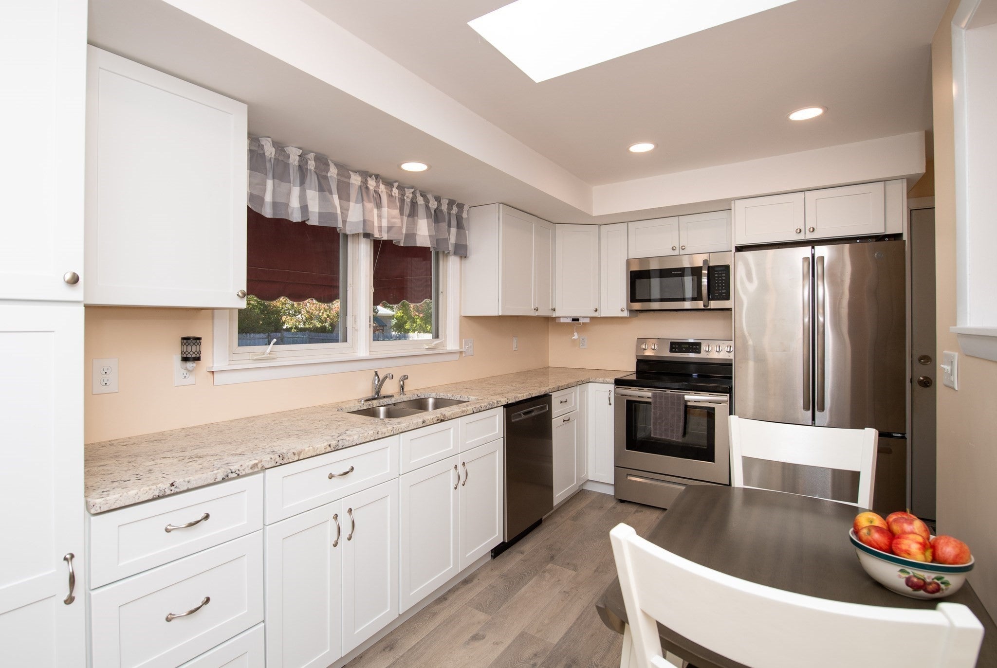 10 Brook Dr, Fairhaven, MA, 10 Brook Dr, Fairhaven, MA Photo #13