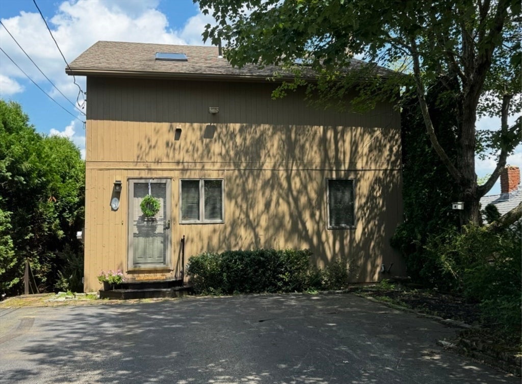 3 Shady Dr