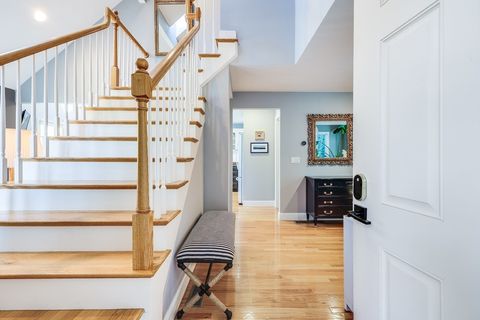 Condominium in Mashpee MA 62 Gold Leaf Ln 3.jpg