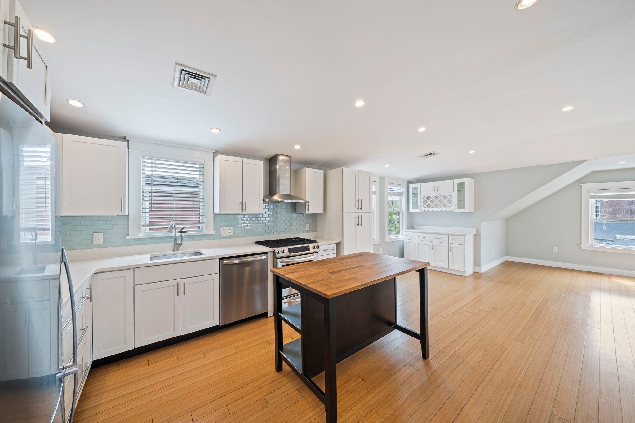 23 Cheverus Rd #3, Boston, MA, 23 Cheverus Rd #3, Boston, MA Photo #6