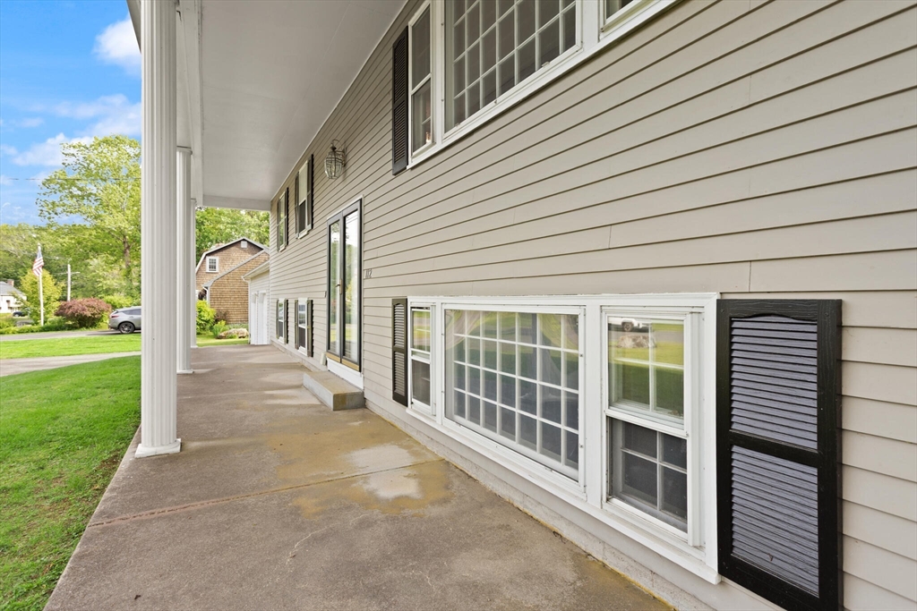 112 Stoddard Dr