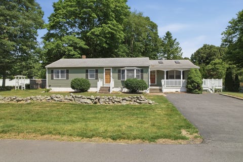 Photo of 140 Crow Lane, Newburyport, MA 01950 (MLS # 73557558)
