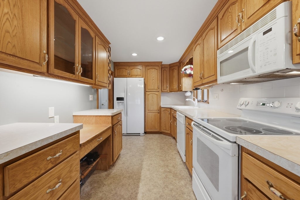 140 Crow Lane, Newburyport, MA Photo #12