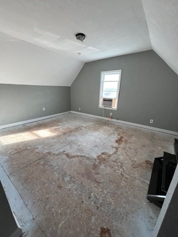 30-32 Saratoga Street