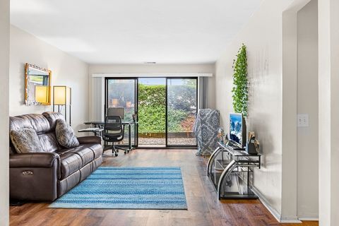 22 Shrewsbury Green Dr C Shrewsbury MA 01545