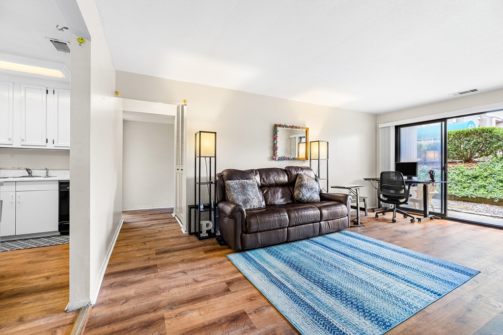 22 Shrewsbury Green Dr C