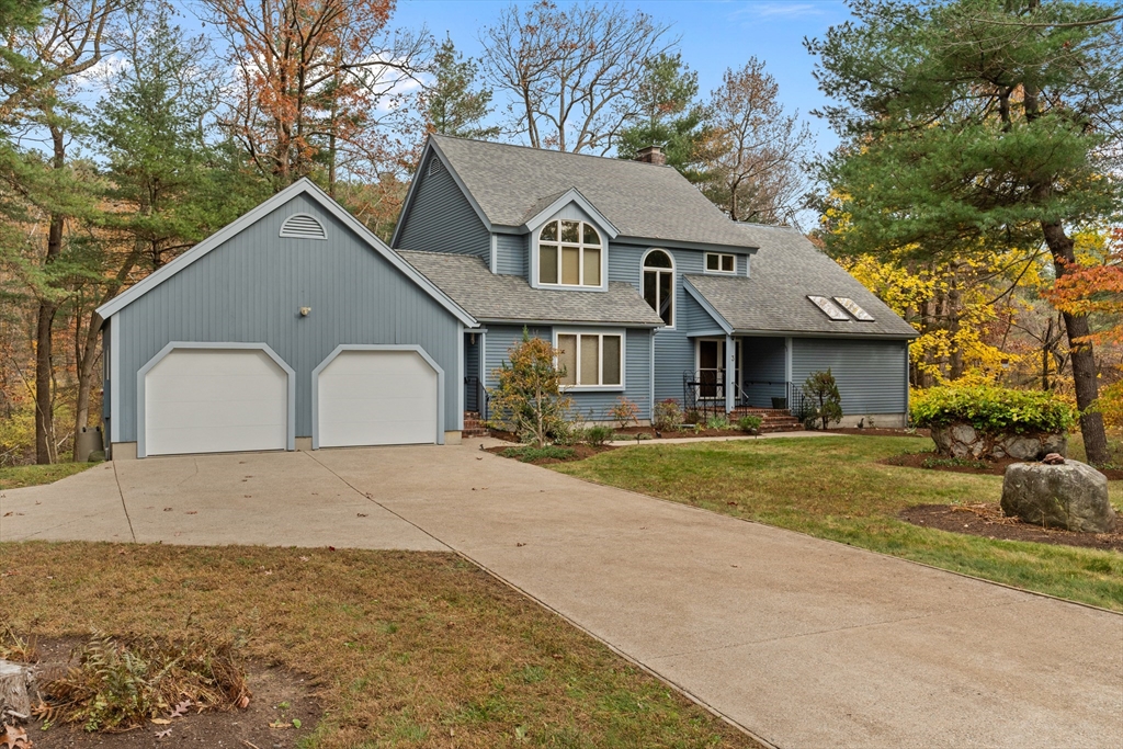 3 Barnbridge Circle