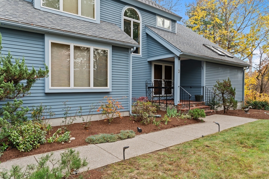 3 Barnbridge Circle