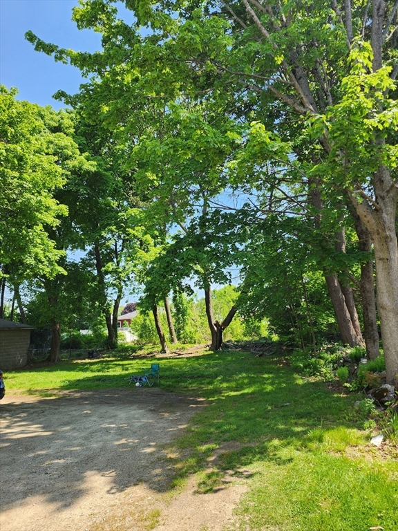 22 Robinson St
