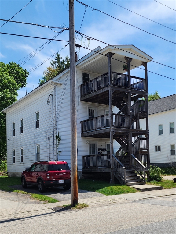 22 Robinson St