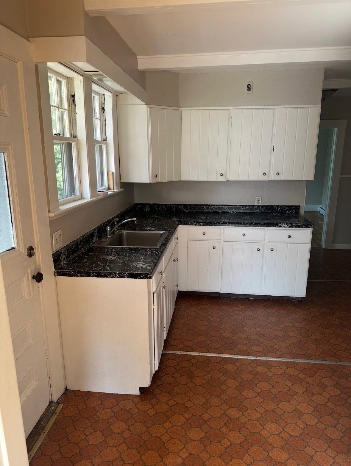 5-7 Bellevue Ave