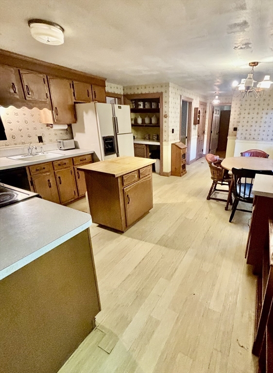 137 Spofford Rd