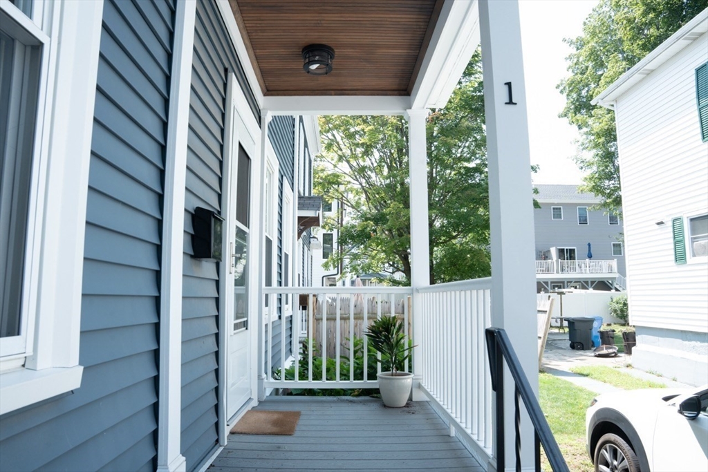 181 Robbins Street 1