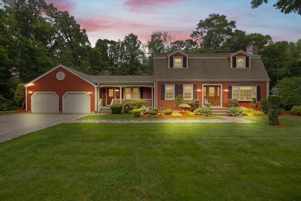 195 Colonial Dr
