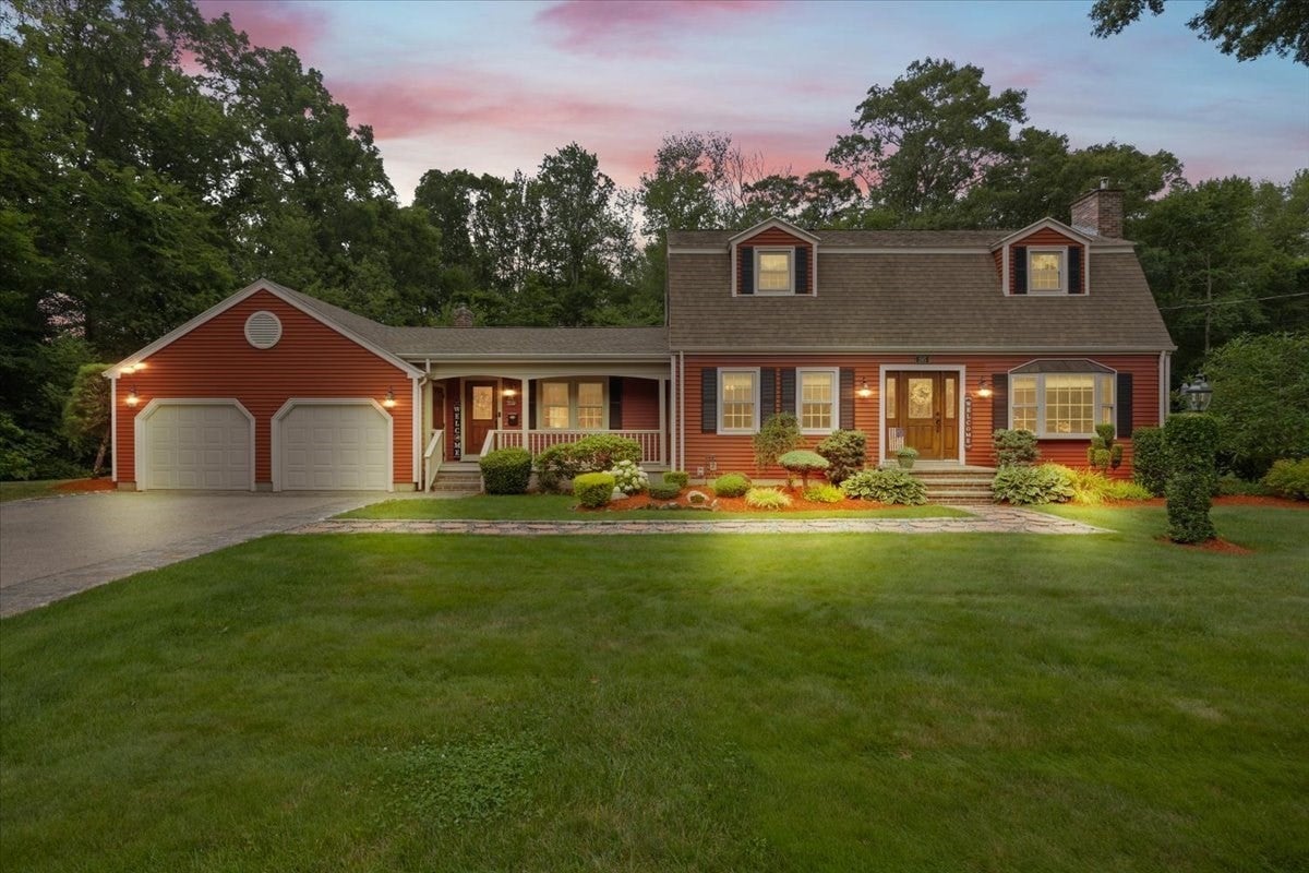 195 Colonial Dr