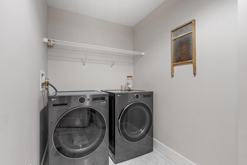 370 Flat Hill Rd, Lunenburg, MA Photo #26
