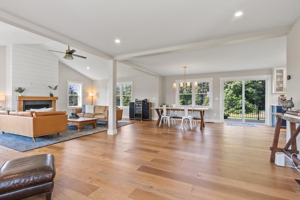 370 Flat Hill Rd, Lunenburg, MA Photo #13