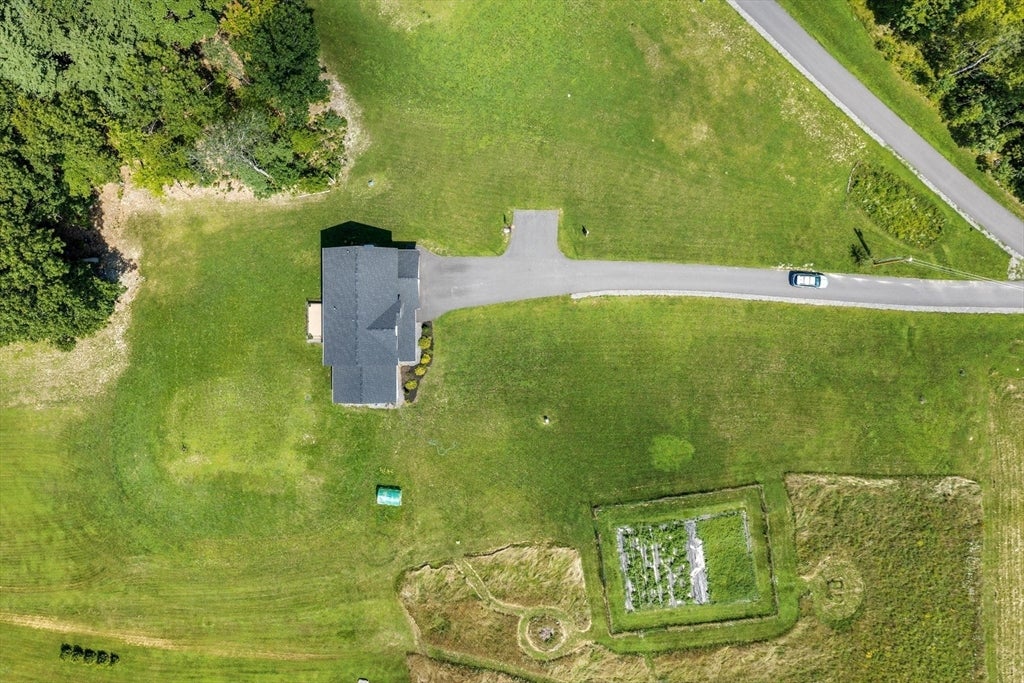 370 Flat Hill Rd, Lunenburg, MA Photo #6