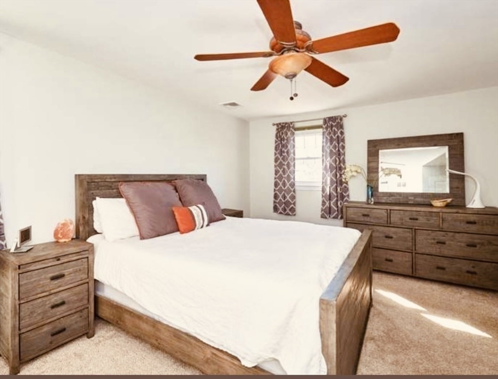 Natick, Massachusetts 01760, United States, 7 Bedrooms Bedrooms, ,4 BathroomsBathrooms,Residential,Active,202945