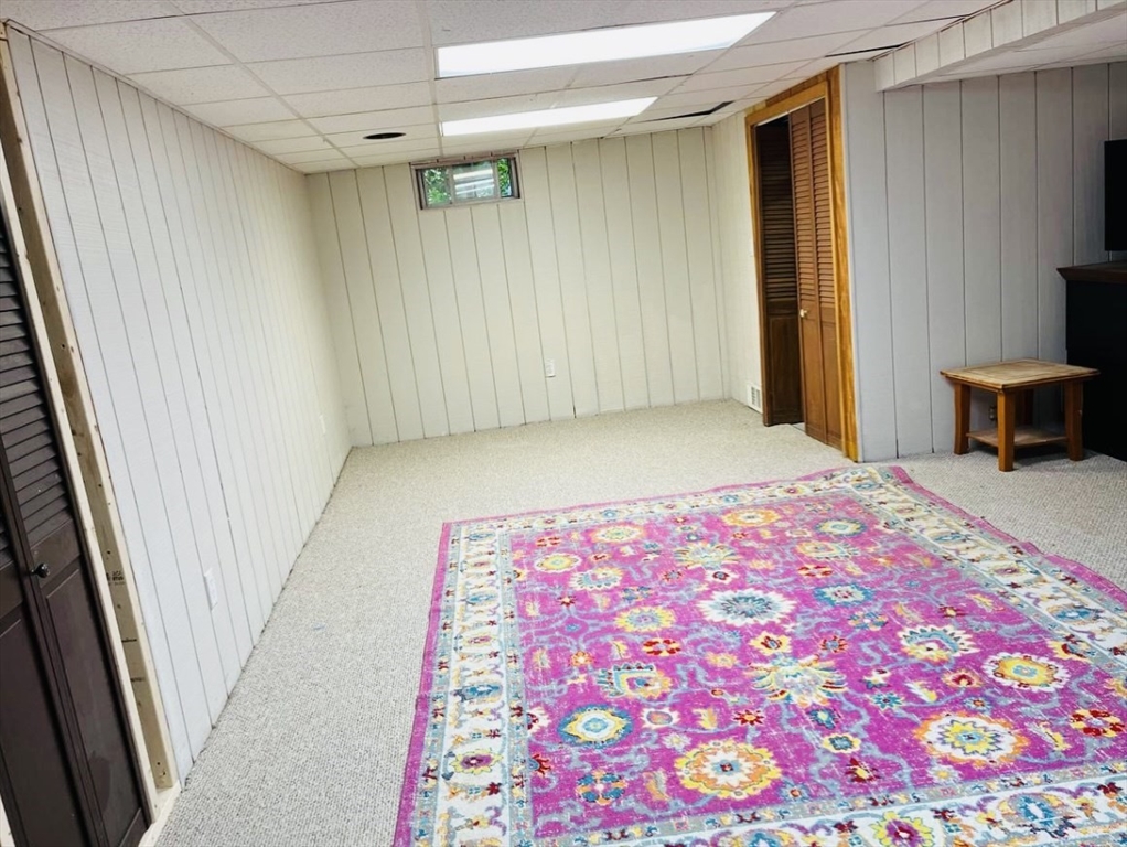 Natick, Massachusetts 01760, United States, 7 Bedrooms Bedrooms, ,4 BathroomsBathrooms,Residential,Active,202945