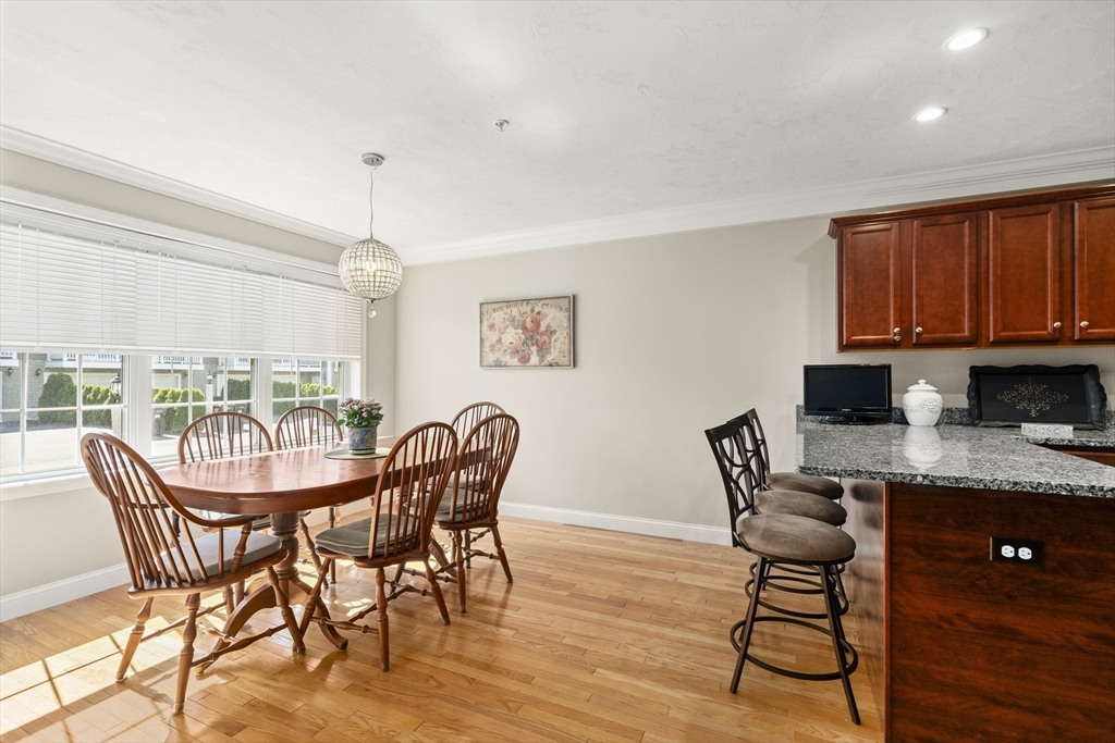 37 Bristol Cir 49