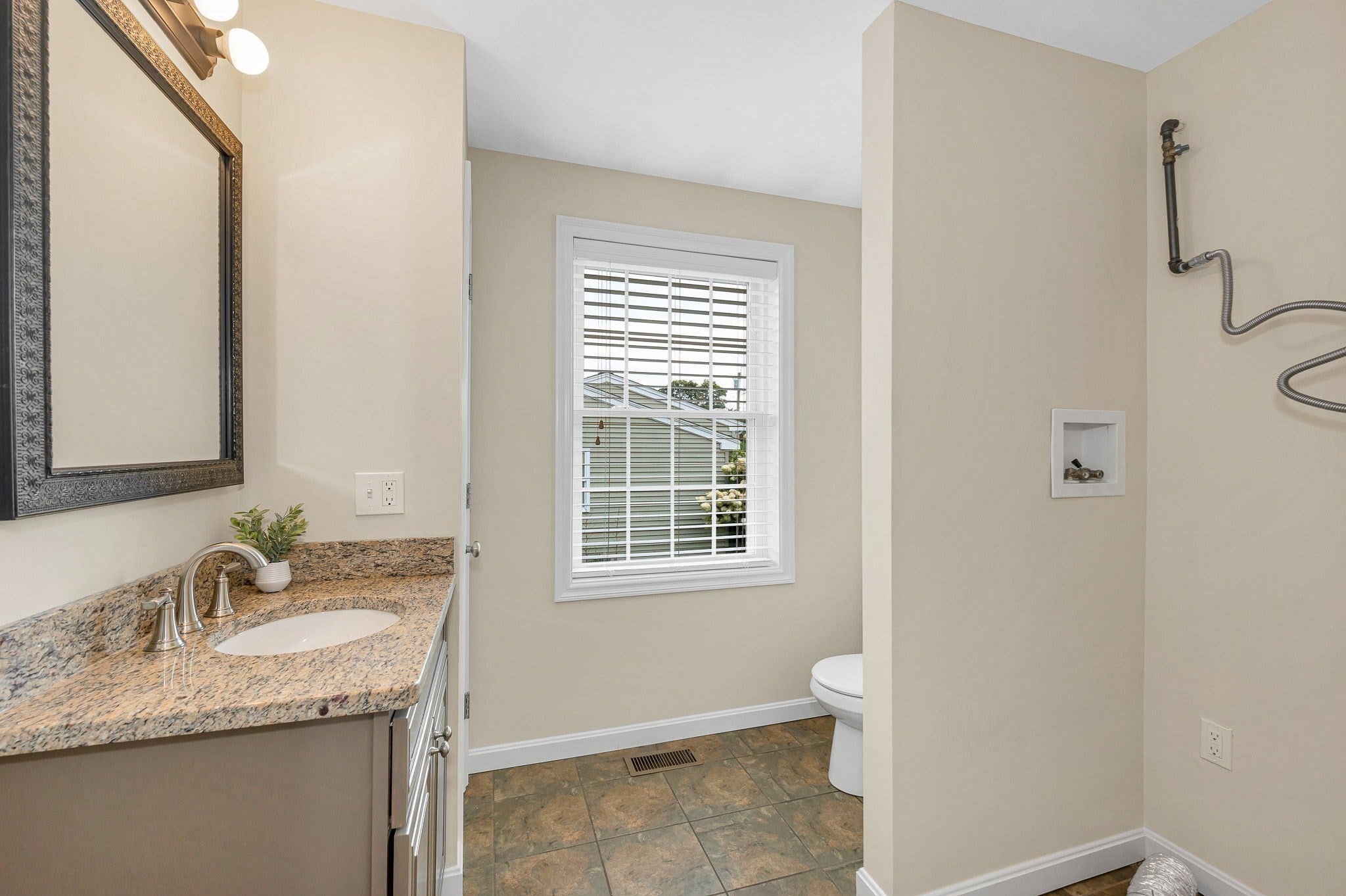 15 Whitney St #15, Haverhill, MA Photo #22