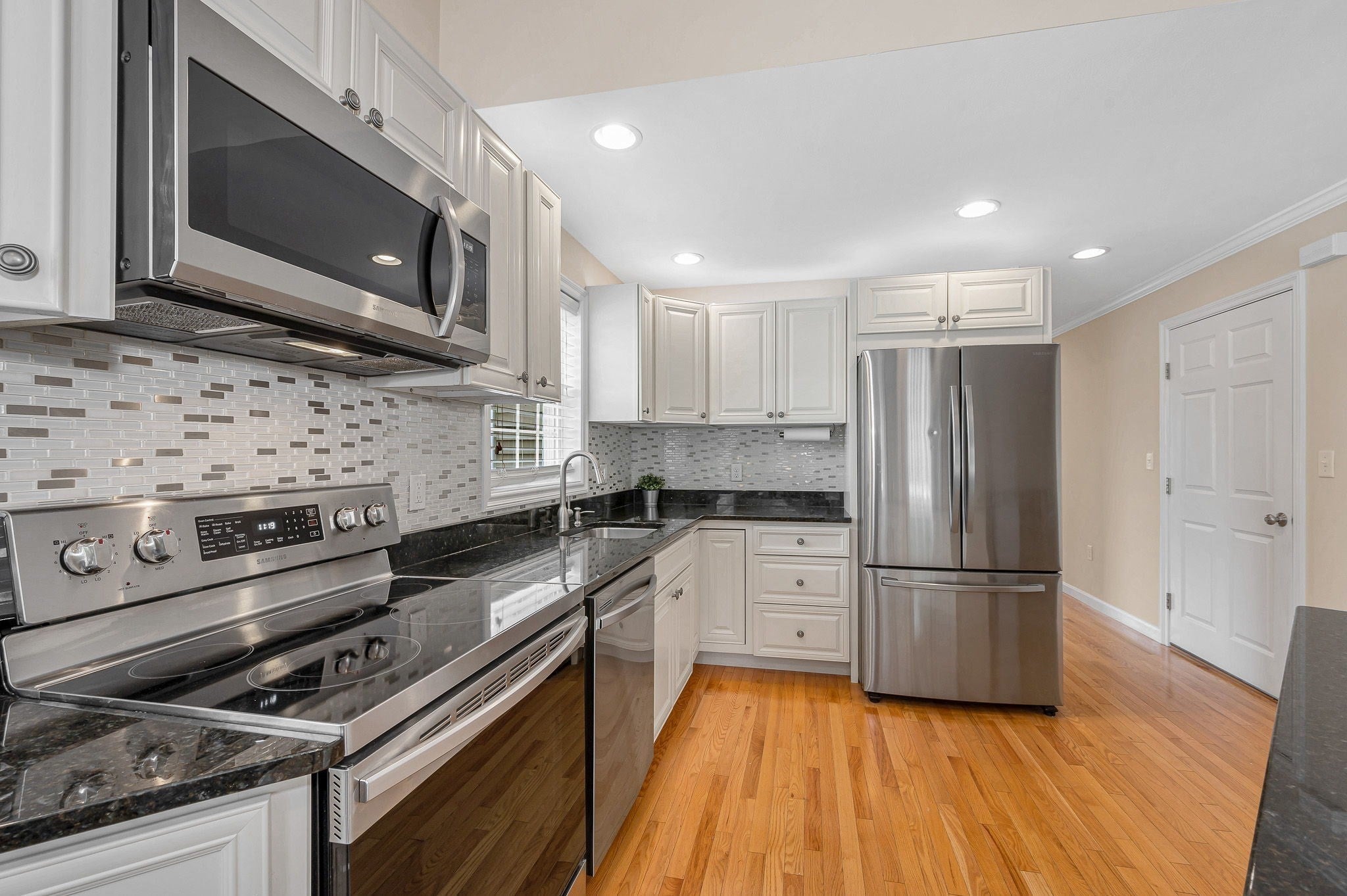 15 Whitney St #15, Haverhill, MA Photo #14