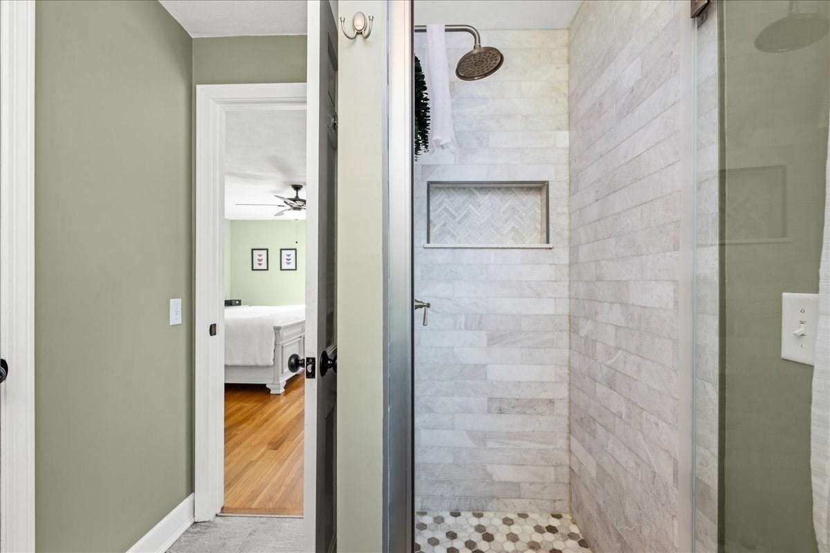 4 Robertson Rd, Auburn, MA, 4 Robertson Rd, Auburn, MA Photo #22