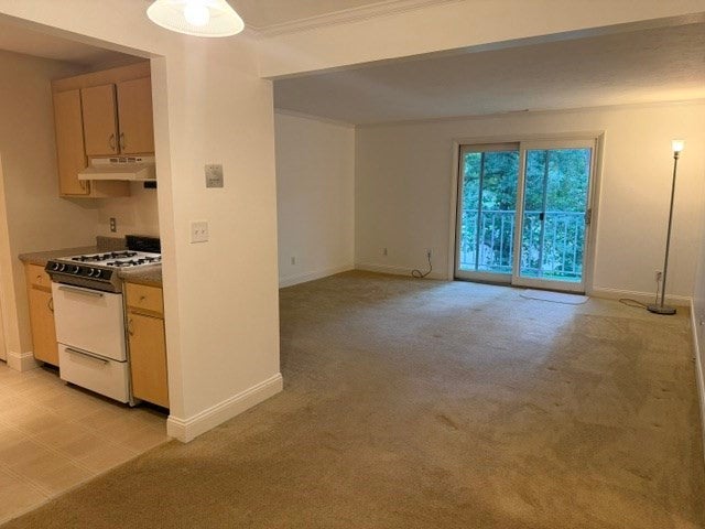 1 Kingswood DR #8, Abington, MA, 1 Kingswood DR #8, Abington, MA Photo #3
