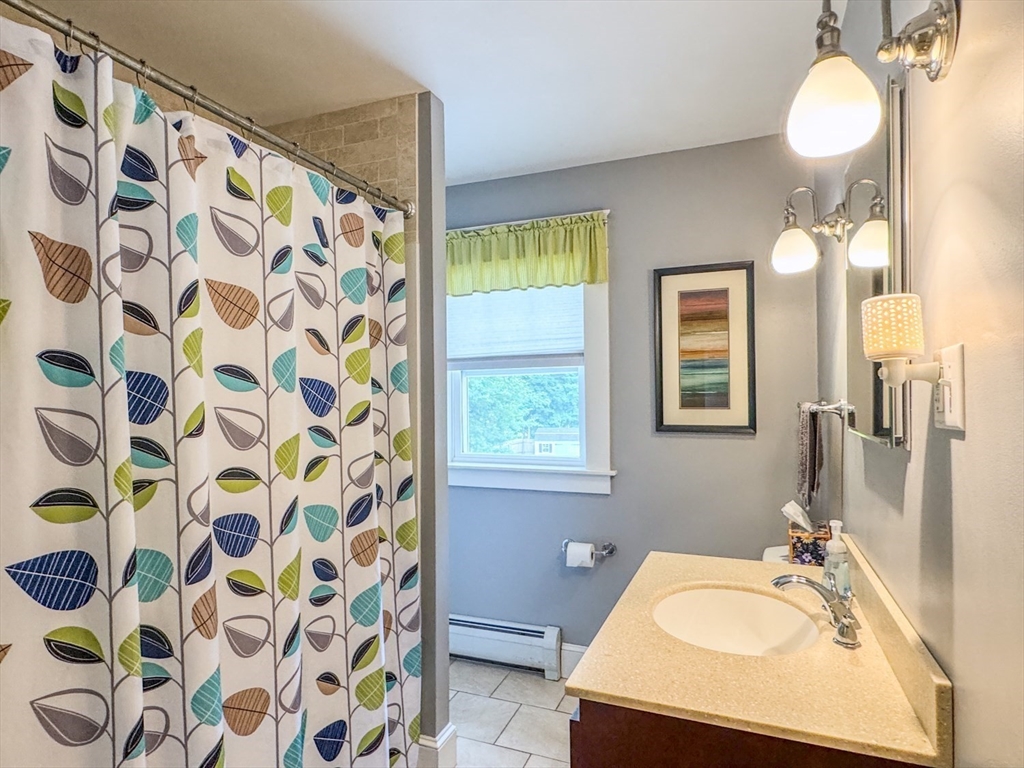43 Madison Circle, Greenfield, MA, 43 Madison Circle, Greenfield, MA Photo #20
