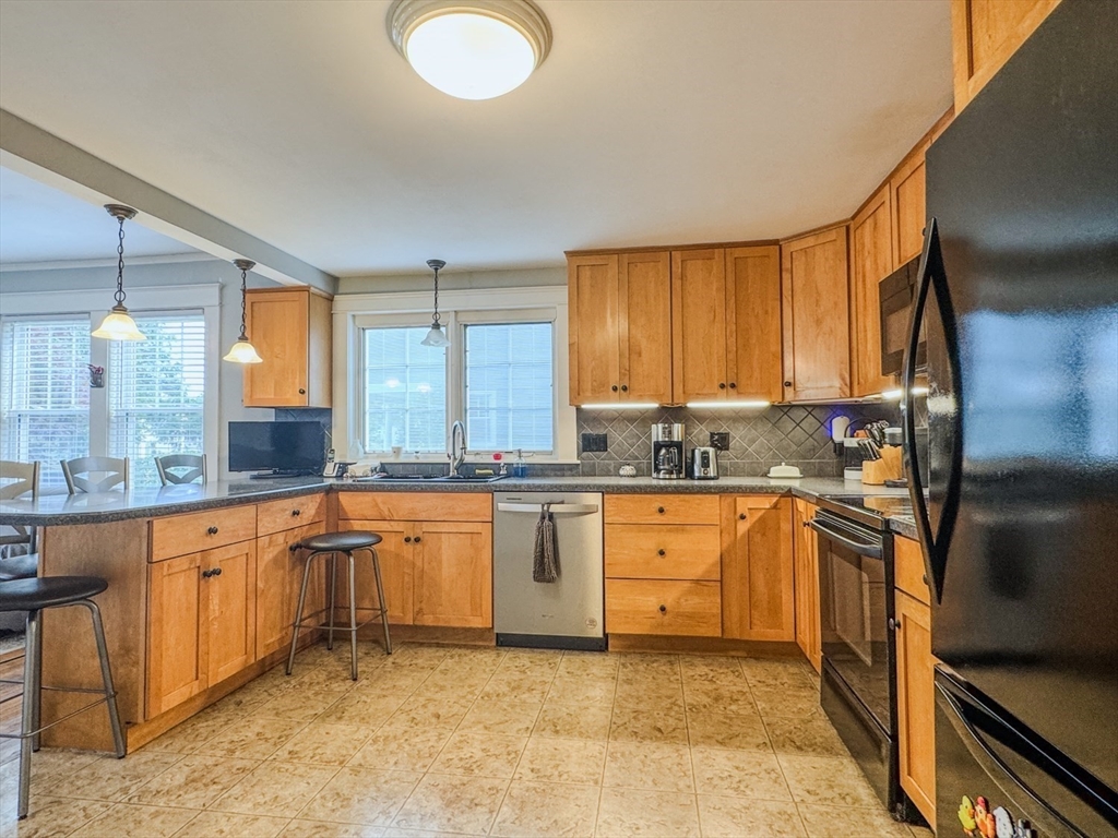 43 Madison Circle, Greenfield, MA, 43 Madison Circle, Greenfield, MA Photo #8