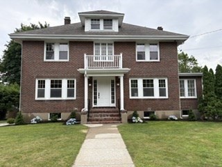 19 Stoneleigh Rd
