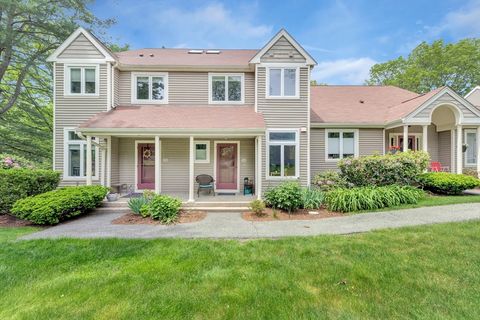 14 Michaels Green 14 Woburn MA 01801