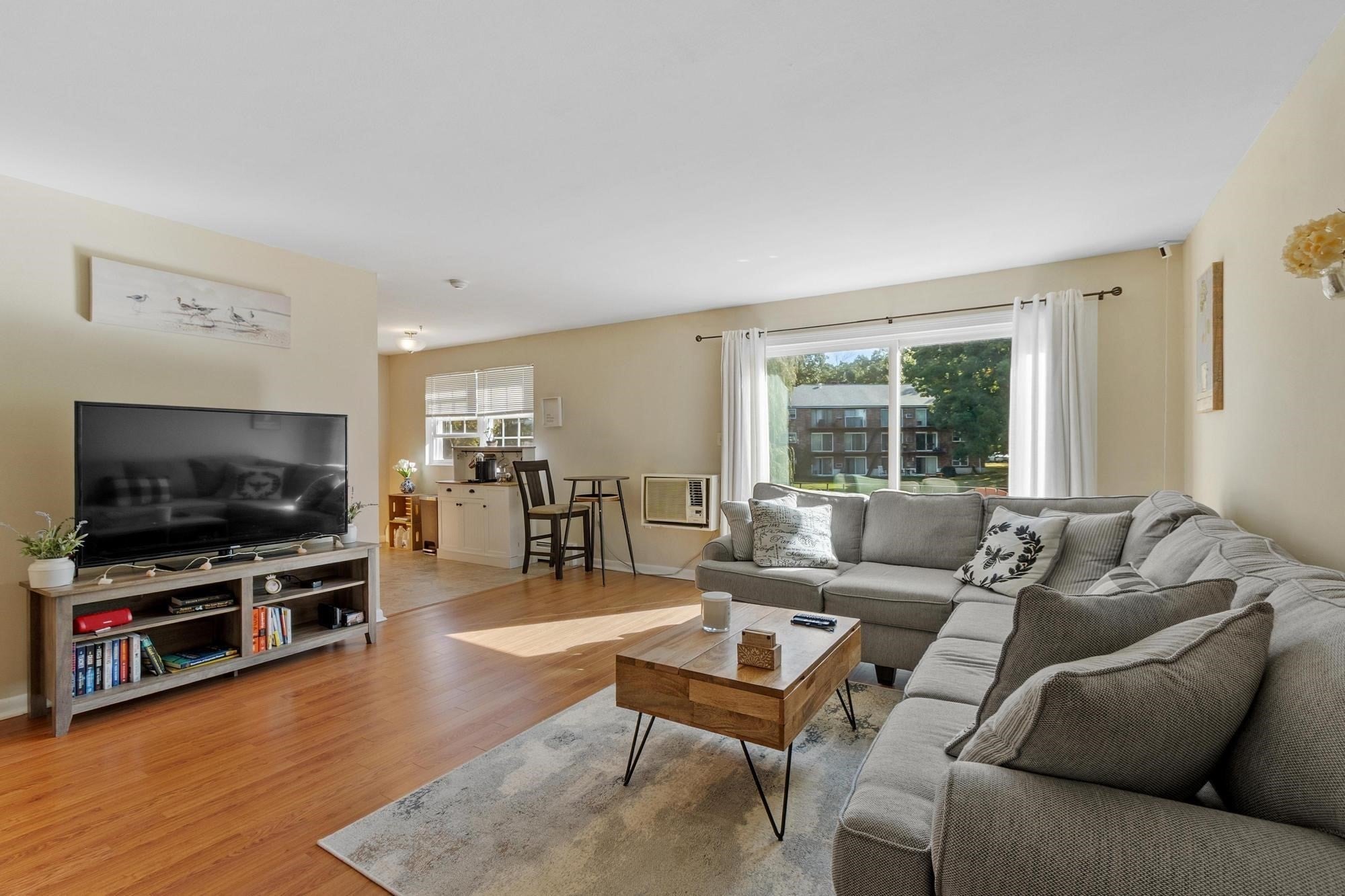 23 Edgelawn Ave 5