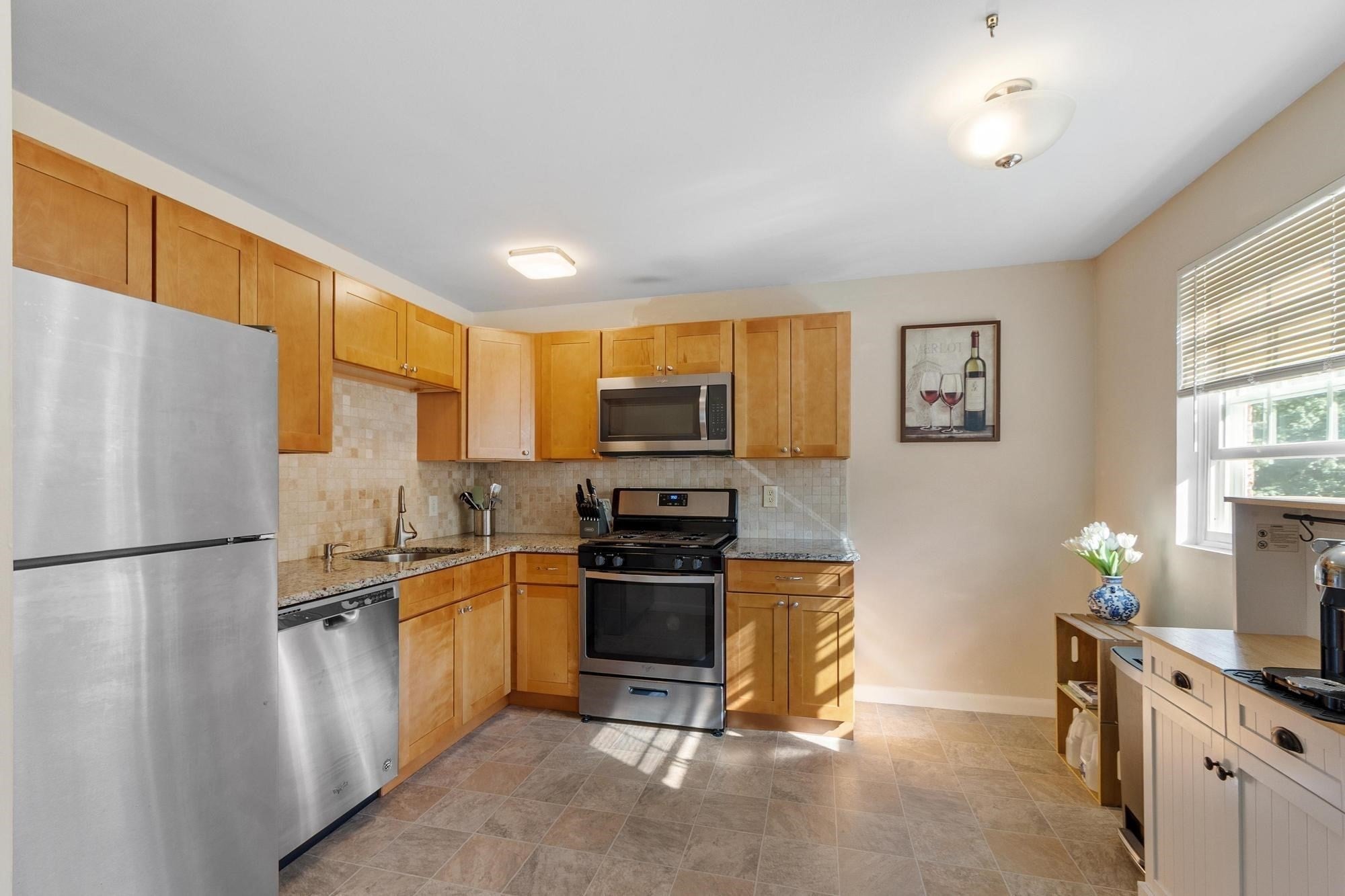 23 Edgelawn Ave #5, North Andover, MA, 23 Edgelawn Ave #5, North Andover, MA Photo #7