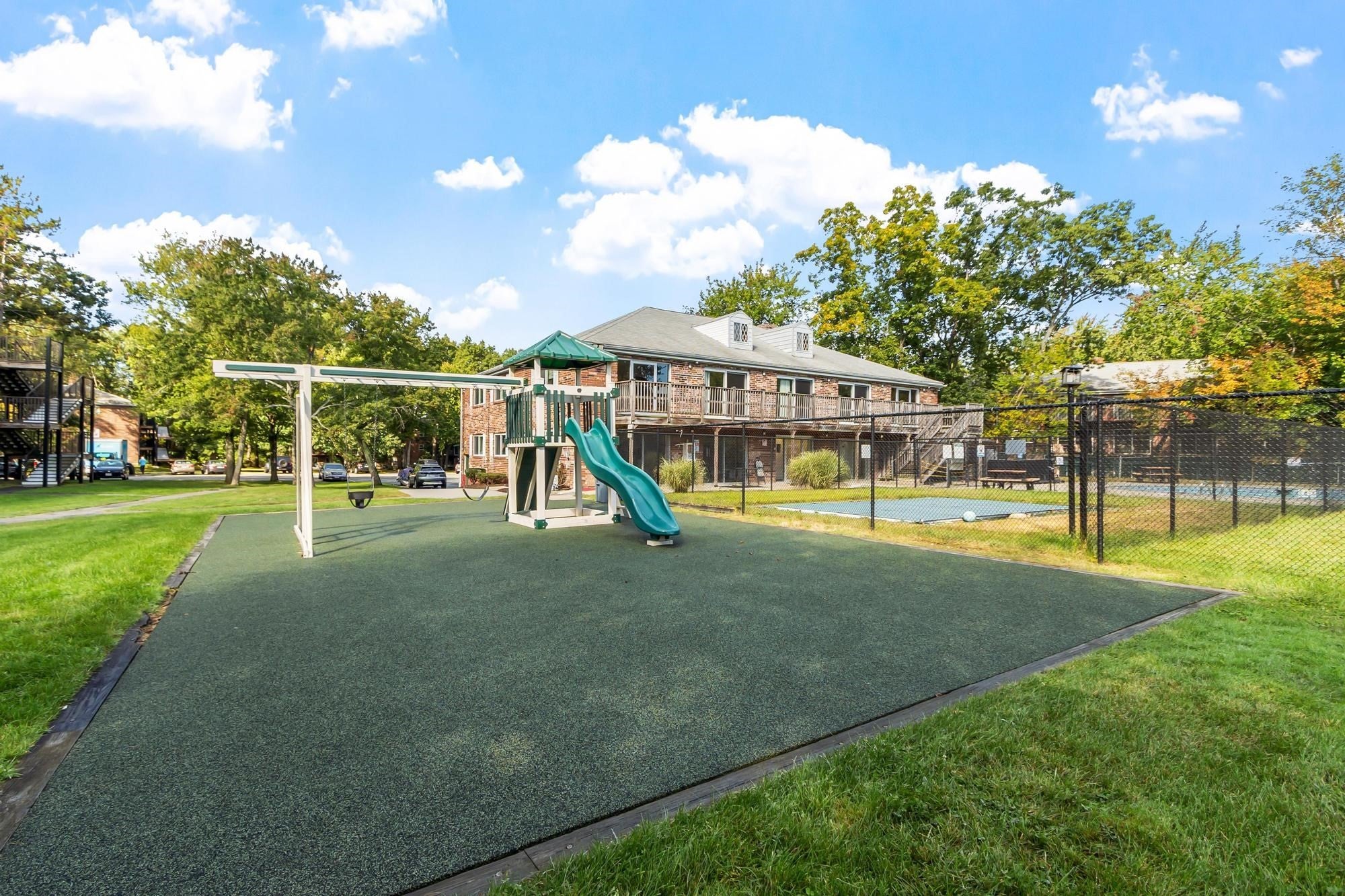 23 Edgelawn Ave #5, North Andover, MA, 23 Edgelawn Ave #5, North Andover, MA Photo #19