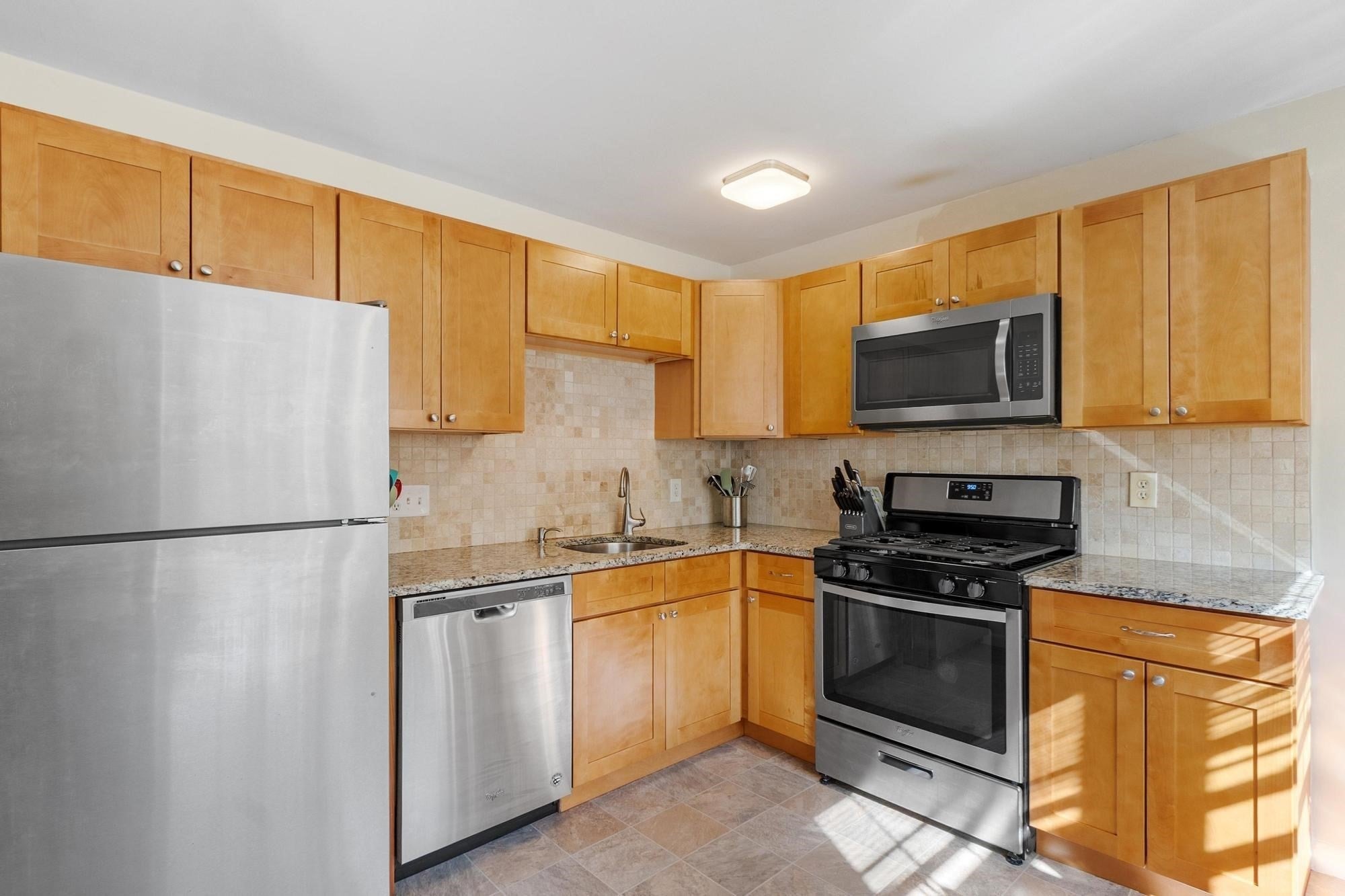 23 Edgelawn Ave 5