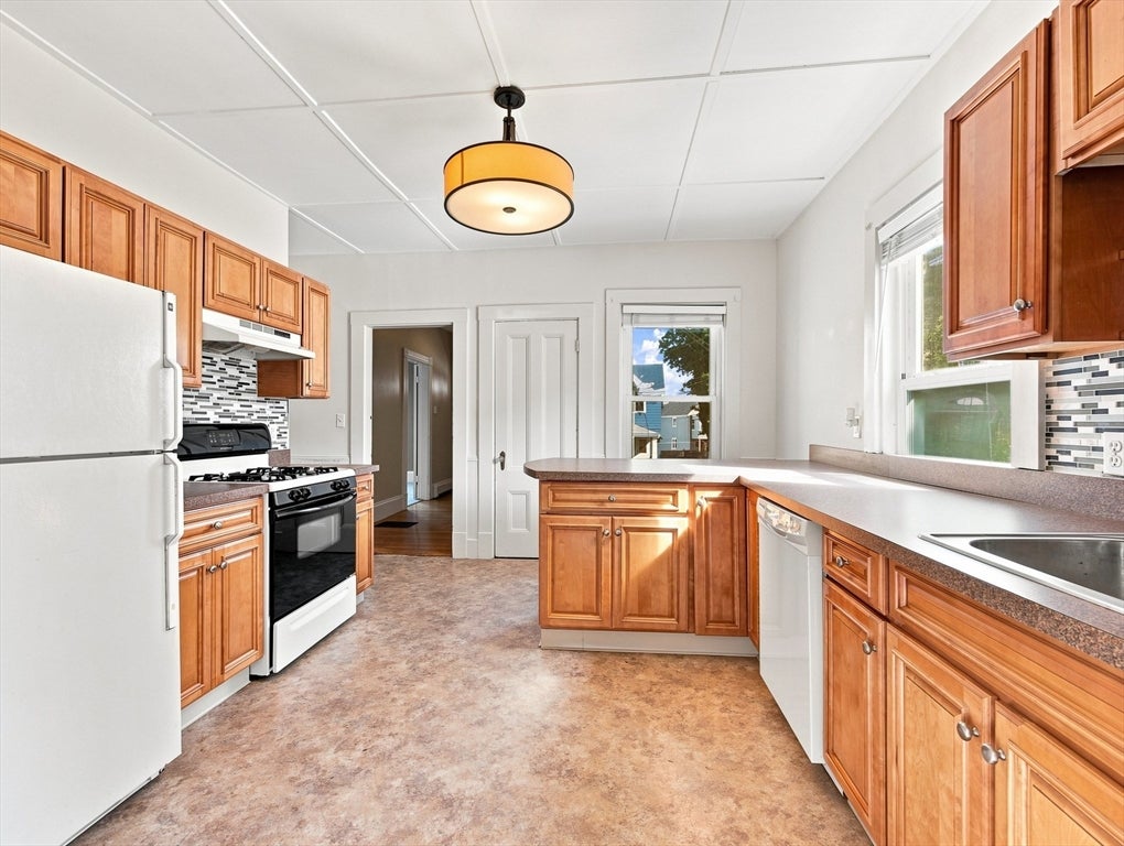 18 Crawford Street, Malden, MA, 18 Crawford Street, Malden, MA Photo #6