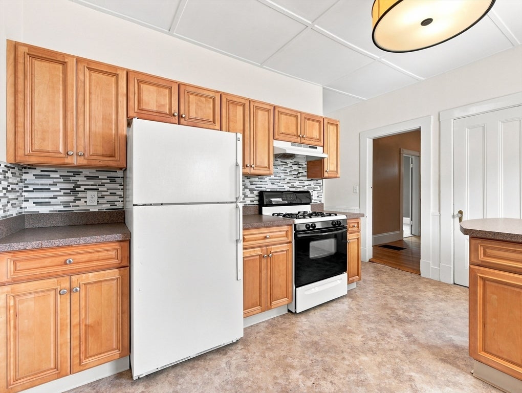 18 Crawford Street, Malden, MA, 18 Crawford Street, Malden, MA Photo #9