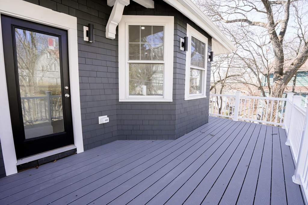 31 Rodman St 1
