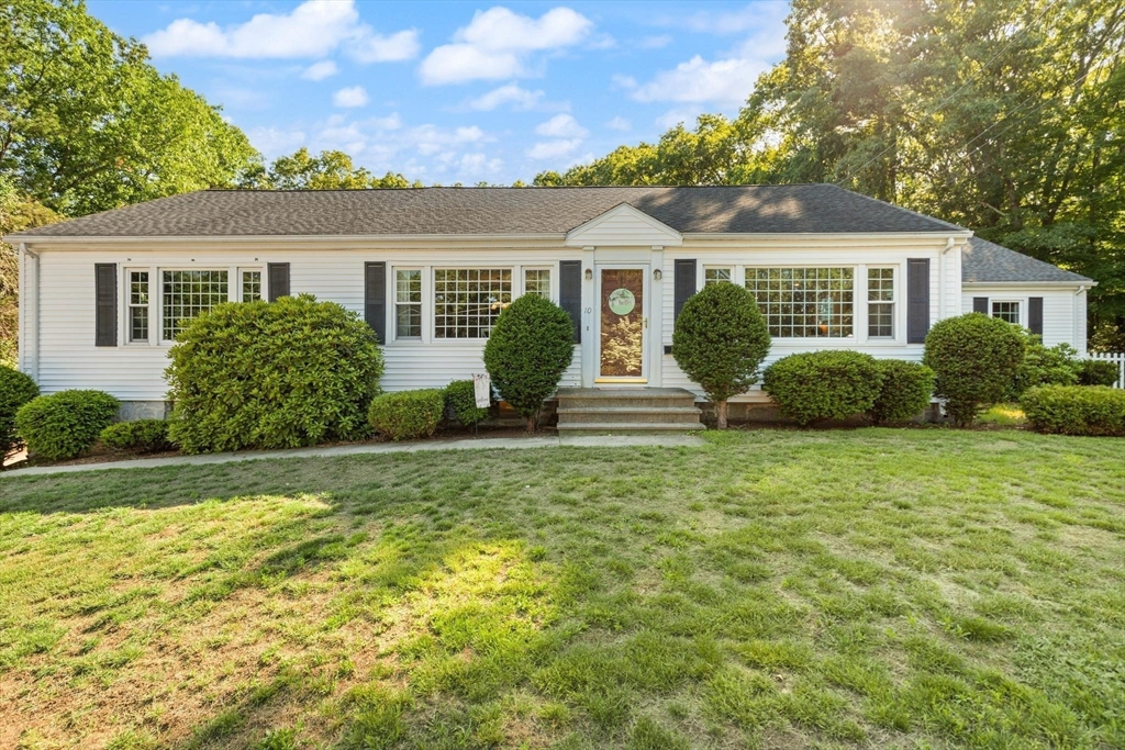 10 Hornbeam Hill Rd