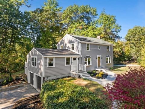 445 Plymouth St Pembroke MA 02359