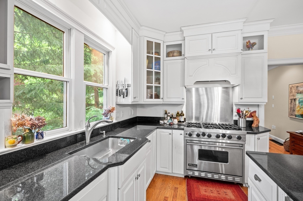 94 Herrick Rd 94