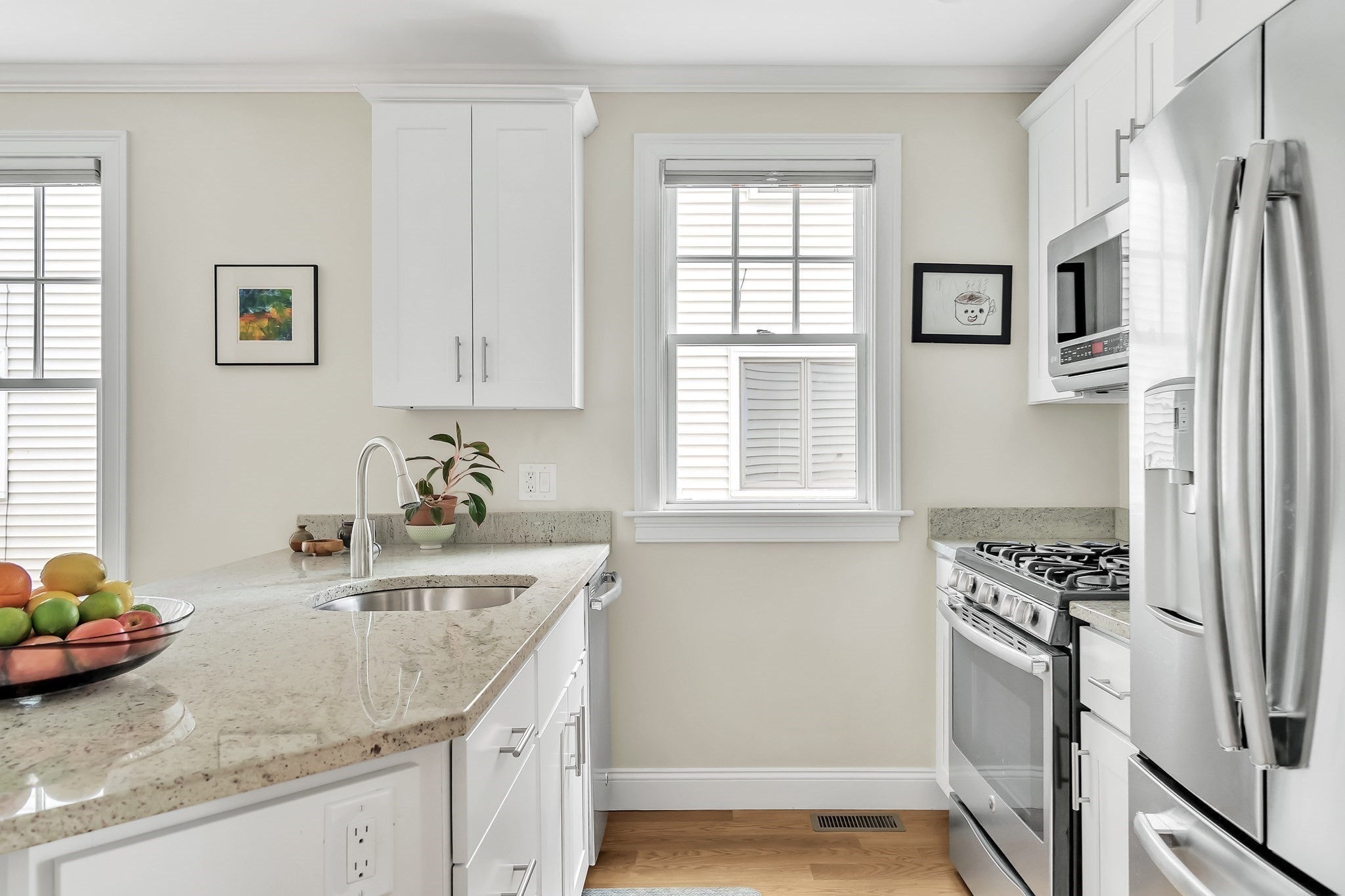 33 Clyde St #1, Somerville, MA Photo #8