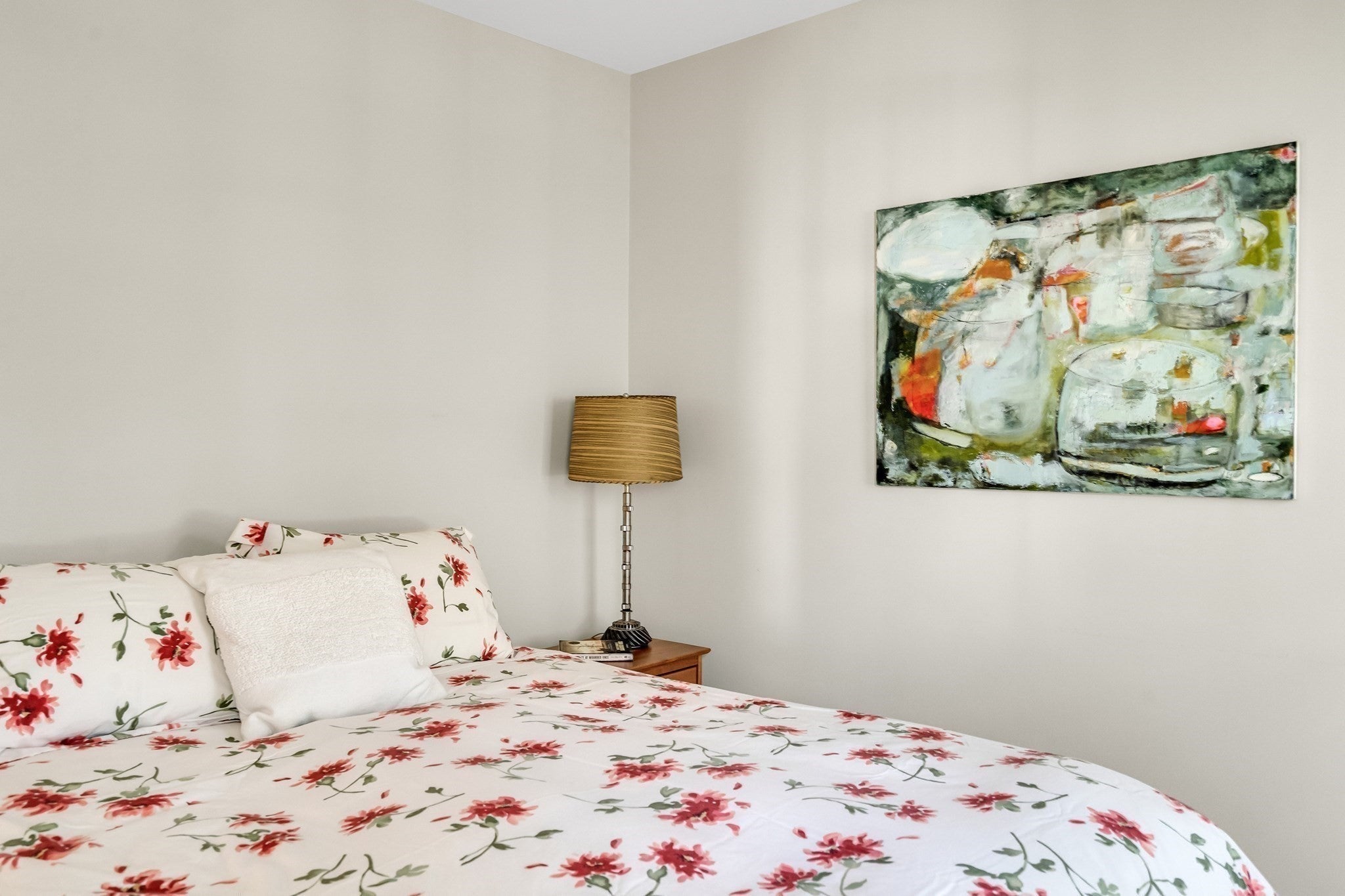 33 Clyde St #1, Somerville, MA Photo #13