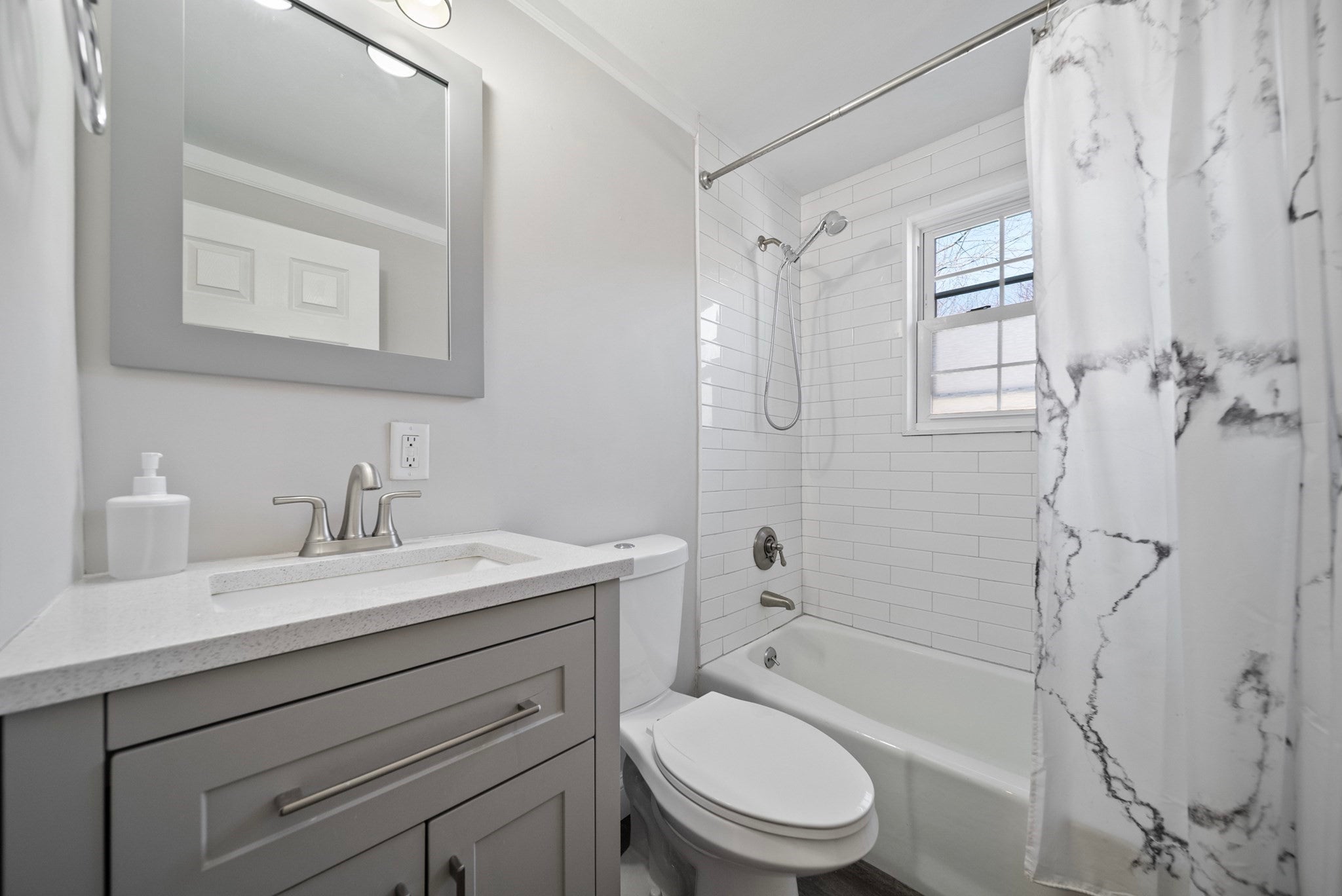 140 Old Ferry Rd #M, Haverhill, MA, 140 Old Ferry Rd #M, Haverhill, MA Photo #15